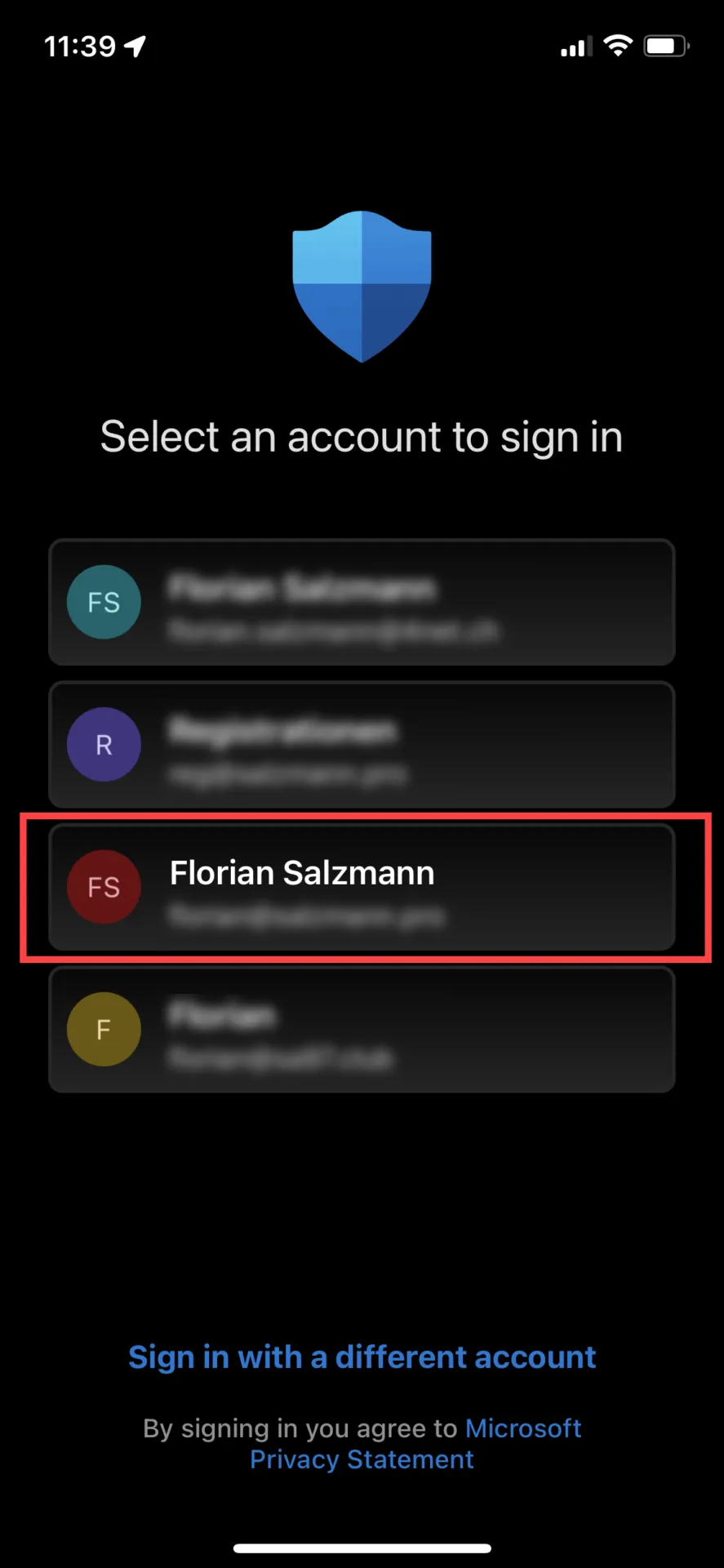 Defender iOS Login
